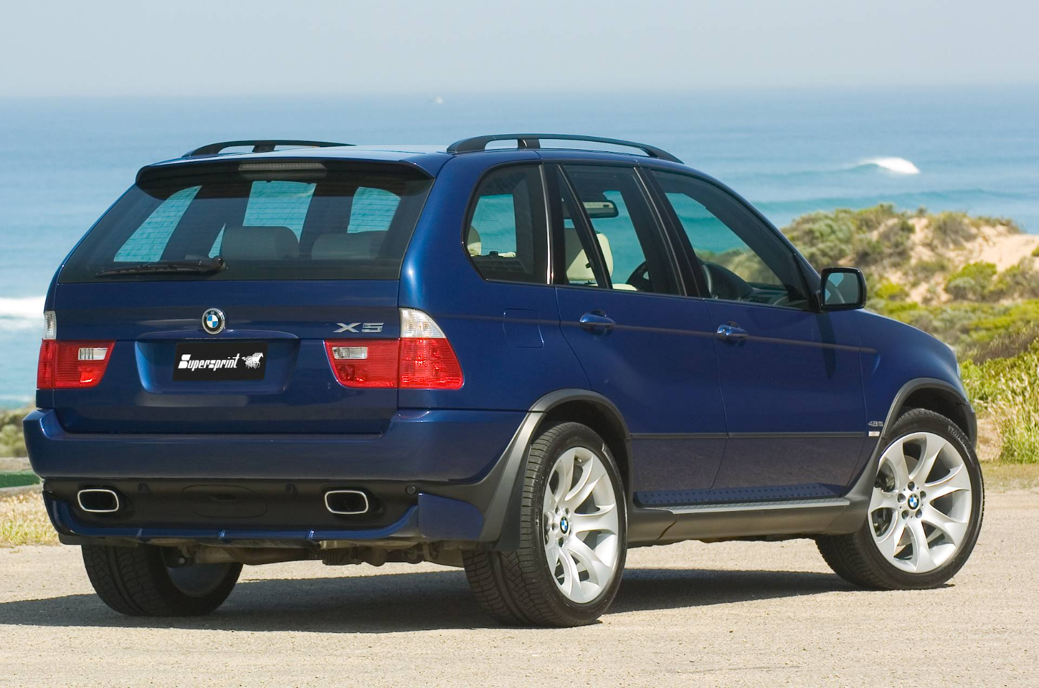 BMW_E53_X5_4.8is_V8_(N62)_05_-_06-412681.jpg